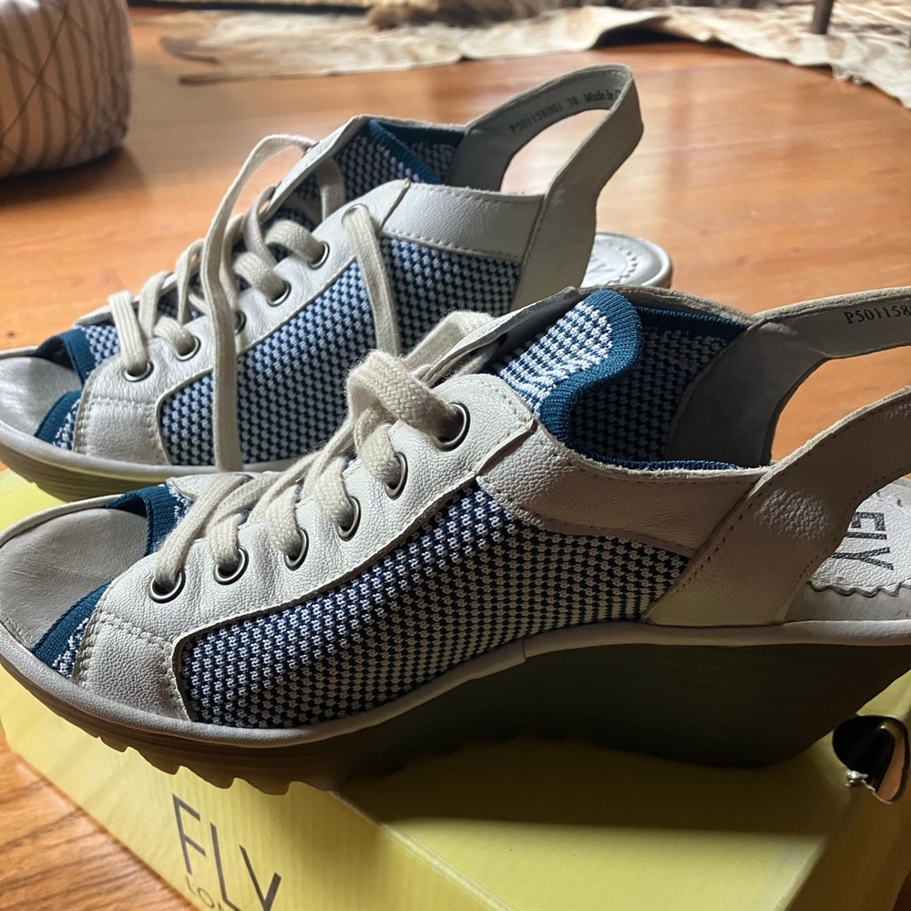 Fly London shoes , in great condition & with original box !